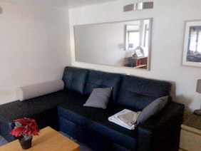 appartement studio meublé versailles coquelicot salon 2